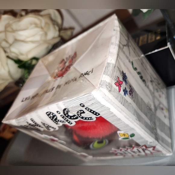 Limited Edition Nina - Les Monstres De Nina Ricci EDT; 80ml / 2.7 fl.oz; Sealed - Picture 6 of 13